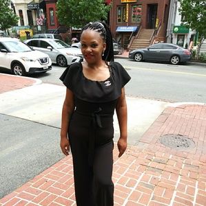 Meet your Posher, April